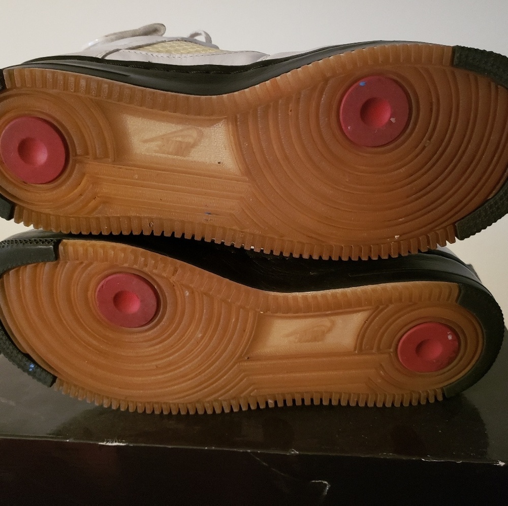 Jordan 5 - Picture 4 of 6